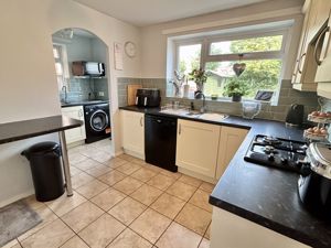 Breakfast Kitchen- click for photo gallery